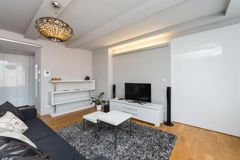 Wishlist Residences - Karlin Апартаменты Прага