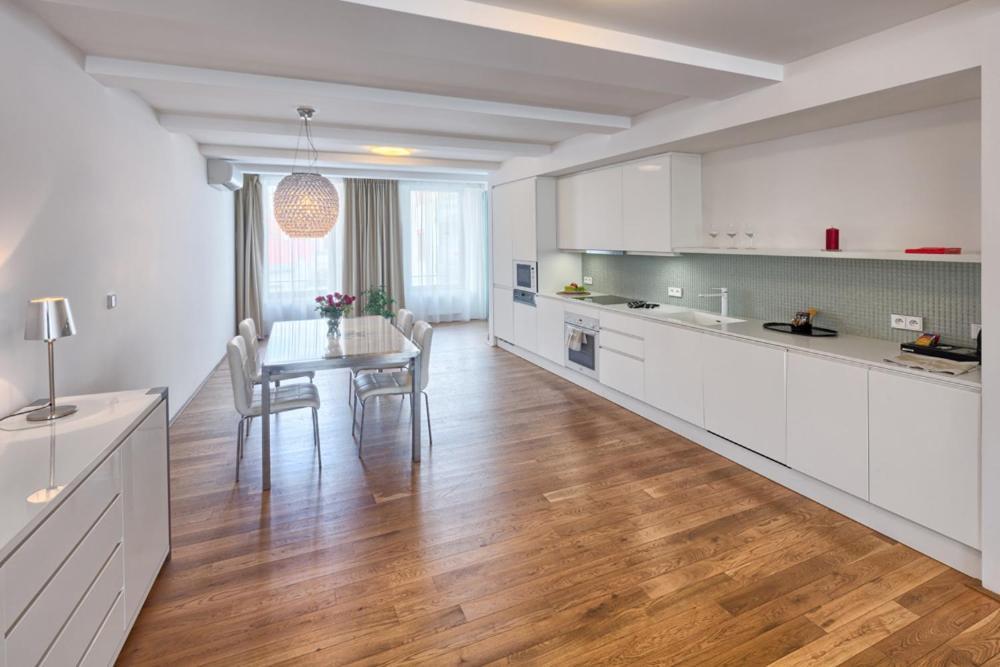 Wishlist Residences - Karlin Апартаменты *